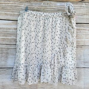 Abercrombie White Floral Skirt, NWT